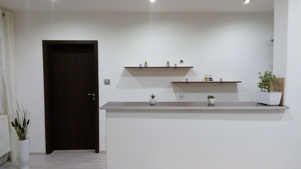 Kájov Mija Apartman S Vinnym Sklipkem, Zahradou A Grilem מראה חיצוני תמונה