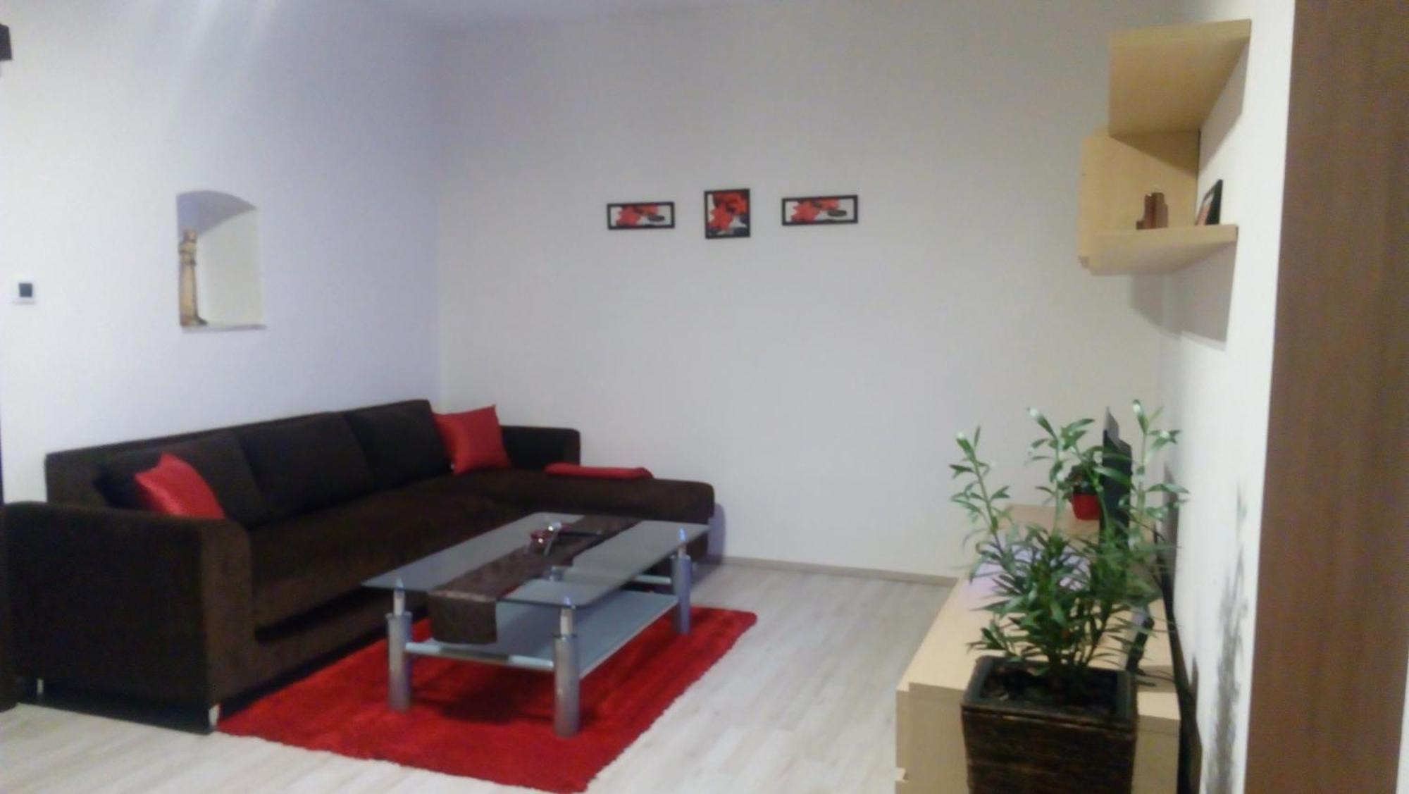 Kájov Mija Apartman S Vinnym Sklipkem, Zahradou A Grilem מראה חיצוני תמונה